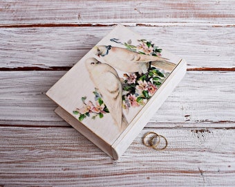 White doves Wedding ring box, ring box, ring bearer box, wood ring box, wooden wedding box, ring holder, wedding box ring, jewelry ring bear