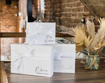 Personalised Bridesmaid Proposal Box, Luxury Bridal Party Gift box with Ribbon, Bridesmaids boxes