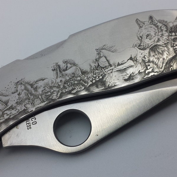 Pocket knife Spyderco hand engraving Indian and Horses