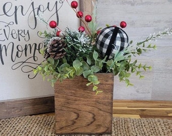 Christmas Centerpiece/Rustic Christmas Centerpiece/Farmhouse Christmas/Rustic Centerpiece/Table Centerpiece/Farmhouse Decor