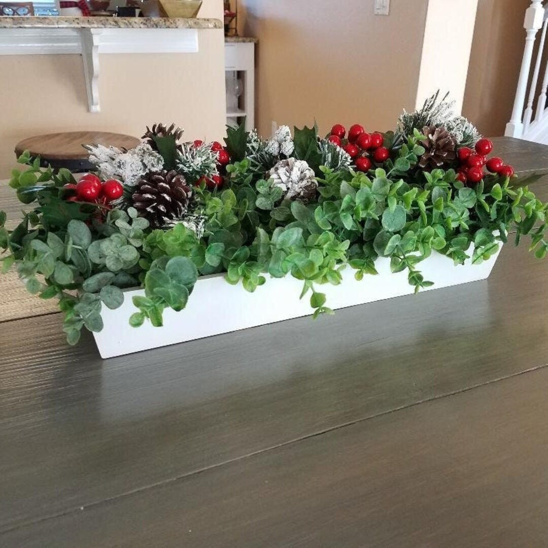 Christmas Planter Box Centerpiece/farmhouse Centerpiece/christmas Centerpiece/christmas Decor 