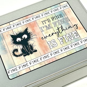 Wszystko w porządku, wszystko w porządku, puszka do przechowywania szpulek z wkładką piankową, mieszcząca 30 szpulek do projektów haftu krzyżykowego