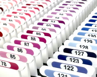 ANCHOR small sets (x84) 3mm acrylic bobbins with printed number and colour swatch