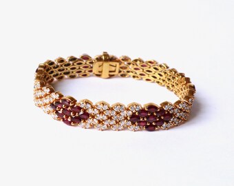 Vintage Armband mit Rubinen und Diamanten in 18 Karat Gelbgold Rhombus