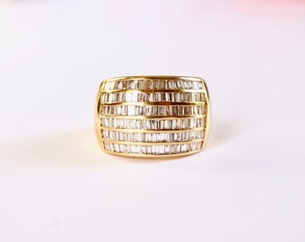 Anillo en oro amarillo de 18 quilates y diamantes baguette de 1,5 a 2 quilates