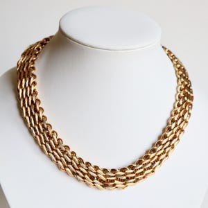 Three-tone gold chain choker necklace