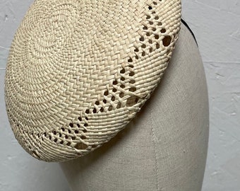 FascinatorBase/Button shape, Weave by hand with Toquilla Straw,Ready to wear Fascinator Accessory, Artisanal handcrafted headwear