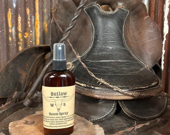 Outlaw Intensywnie pachnący spray do pomieszczeń w stylu farmhouse 4 uncje