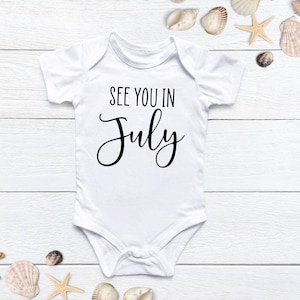 Body de anuncio de bebé "Nos vemos en julio": Carter's Brand Pregnancy Reveal
