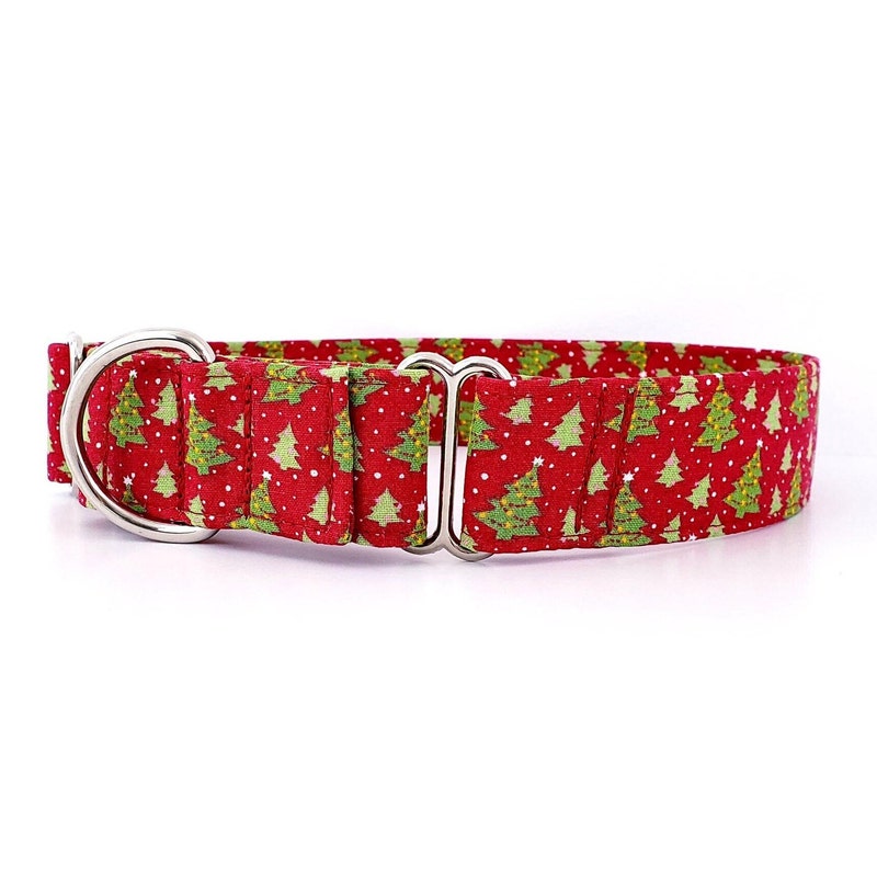 The Gerson Company Merry Christmas Tree Collar in Red