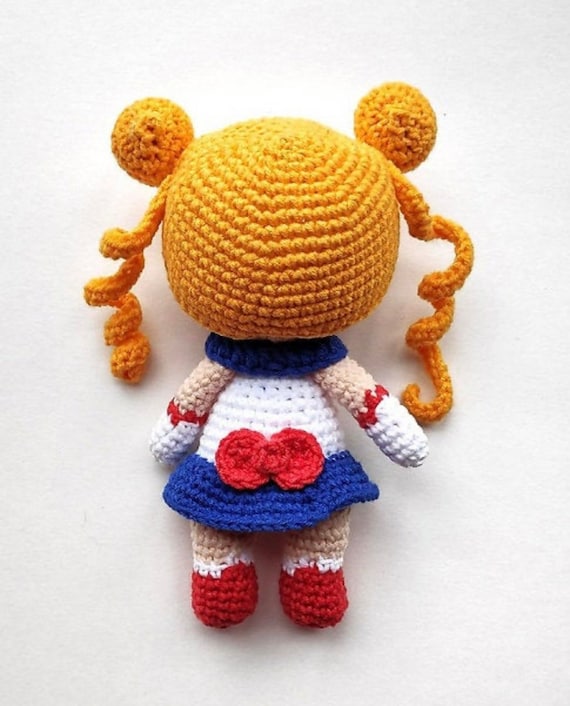 あみぐるみ 人形 注文 青いドレス 赤いリボン 赤いドレスの女の子