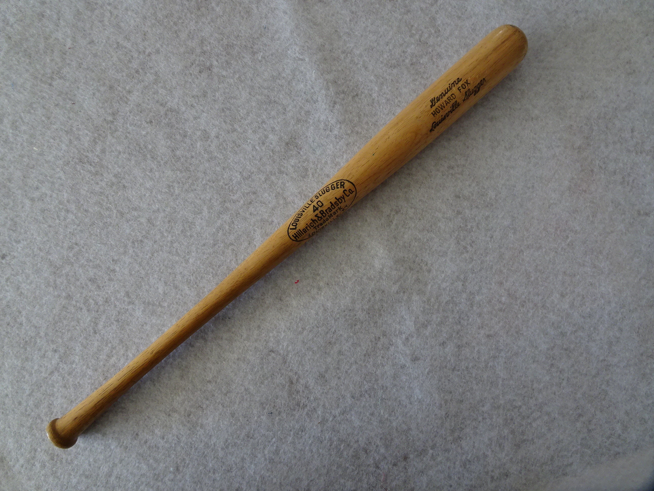 Vintage Miniature Louisville Slugger 125 Wood Baseball Bat 