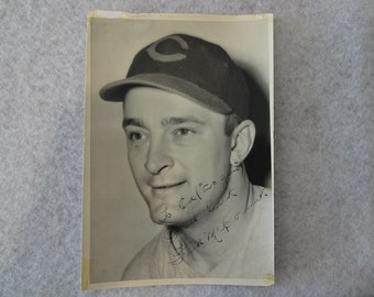 Frank McCormick - Autographed 5 x 7 photograph – 1944 Cincinnati Reds, First Base