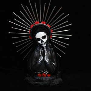La Santisima Muerte Statue- La Negra 10 inches/ Santa muerte / La Santa muerte / Santa muerte doll / Handmade art doll