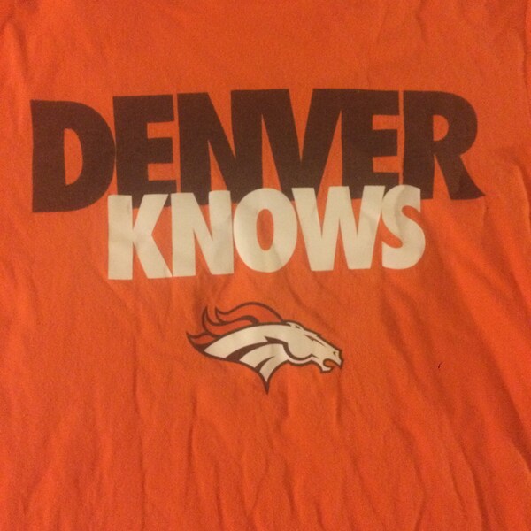 Denver Broncos Nike Shirt size Small NFL Von Miller Phillip Lindsay John Elway Super Bowl Colorado Football