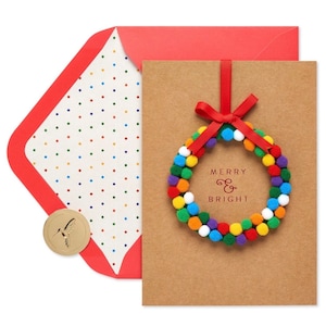 Navidad - Diversión y alegría navideña - Tarjeta de felicitación de papiro (una) Nuevo adorno colgante