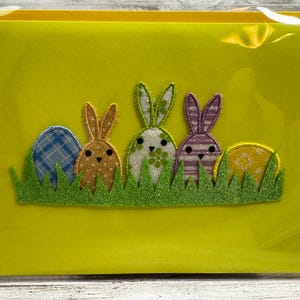 Pascua - Tarjeta de felicitación con pequeñas sorpresas de Pascua de Papyrus (nueva)