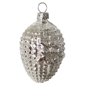 Lauscha Flower Blossom on Silver Waffle Form German Glass