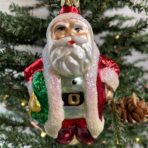 Inge-Glas Vintage German Glass Santa with Wreath Ornament