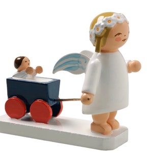人形の馬車に乗った天使マルグリット ドイツのウェント＆キューン作