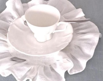 Set of 10"/25 cm washed linen napkins with 2"/5 cm ruffle | Handmade pink or off-white round napkins | Custom zero waste wedding napkins