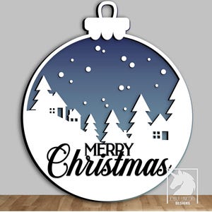 Merry Christmas deurhanger SVG Winter Village Scene lasergesneden bestand hangende kerstversiering voor Glowforge XTool SVG DXF-bestand