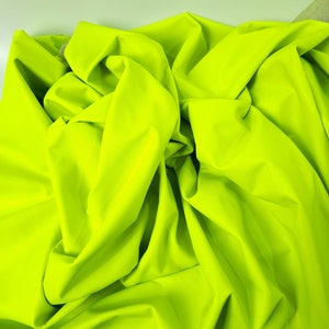 Pelle Nappa Fluorescente Morbida Pieno Fiore Neon Lime Elettrico Naturale Lucido