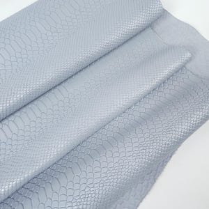 Niagara Mist Anaconda Embossed Amazing Relief Snake Calf Leather 0Z 1988