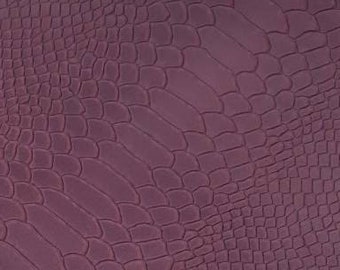 Burgundy Anaconda Embossed Amazing Relief Snake 0Z 1988