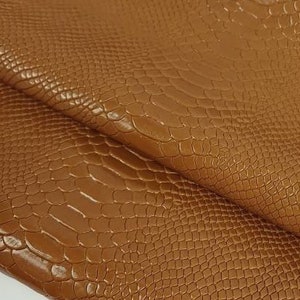 Anaconda de bronce dorado, charol brillante, grabado con un asombroso relieve de serpiente, 0Z 1988