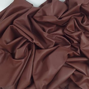 Forro de cuero puro suave premium en color chocolate decadente