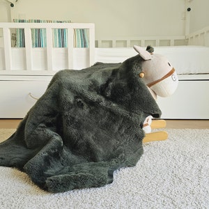 Beetle Genuine Sheepskin Fur Rug Skin Hide (Thick Hair)