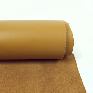 Cayote Havanna Sporty Classy Smooth Nappa Uniform Grain Leather