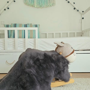 Gargoyle Genuine Sheepskin Fur Rug Skin Hide (Thick Hair)