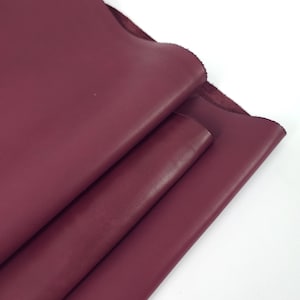 Couro de bezerro integral com crosta natural Borgonha