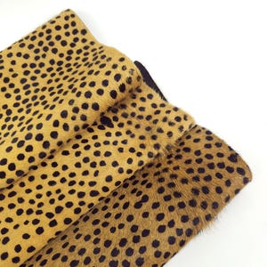 Cuir de veau Natur Cheetah Cavallino à motif moyen et poils (imprimé animal)