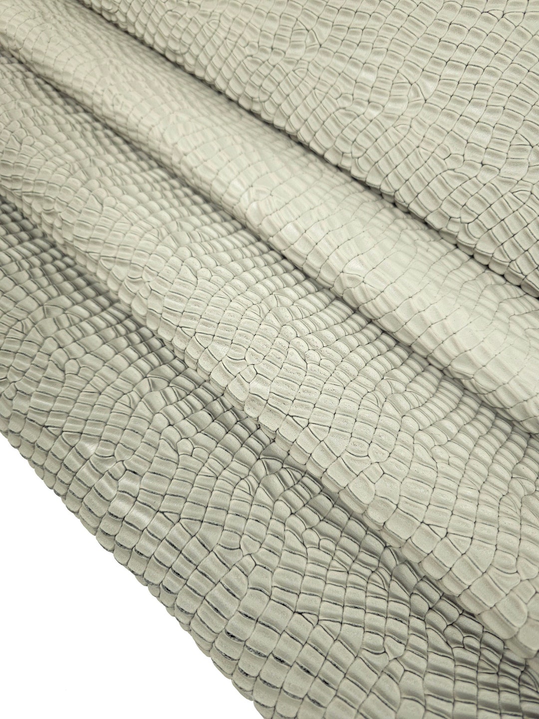 Rock Ridge Crocodile Alligator Leather Embossed Texture Amazing Relief ...