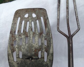 Antique pair of kitchen tools