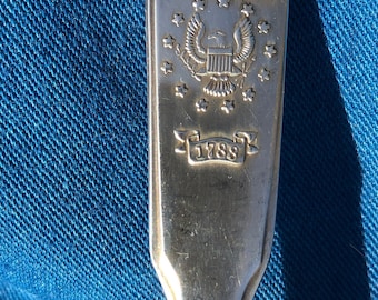 Cucharas del Bicentenario: Plata Internacional, Massachusetts y Virginia, 1776, par