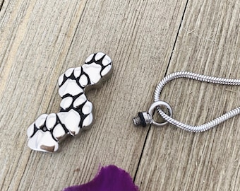 Pet Cremation Jewelry, Dog Urn necklace, Dog Memorial Necklace, Personalized Dog Paw Track Ashes Necklace, loss of Dog, Dog Memorial Jewelry