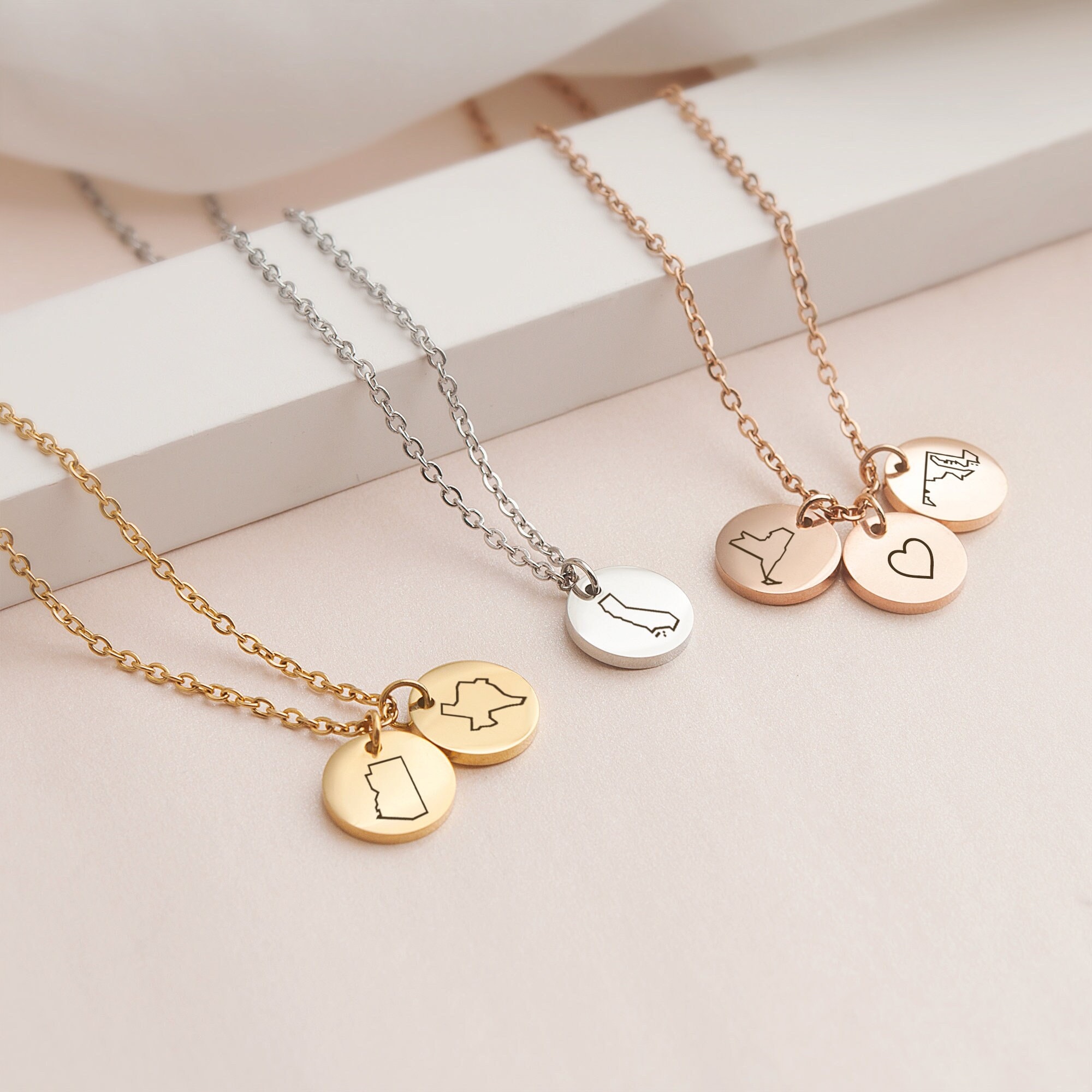 Best Friend Necklace Gift Set - Interlocking Circles For BFF, Long Distance, Or Forever Friends