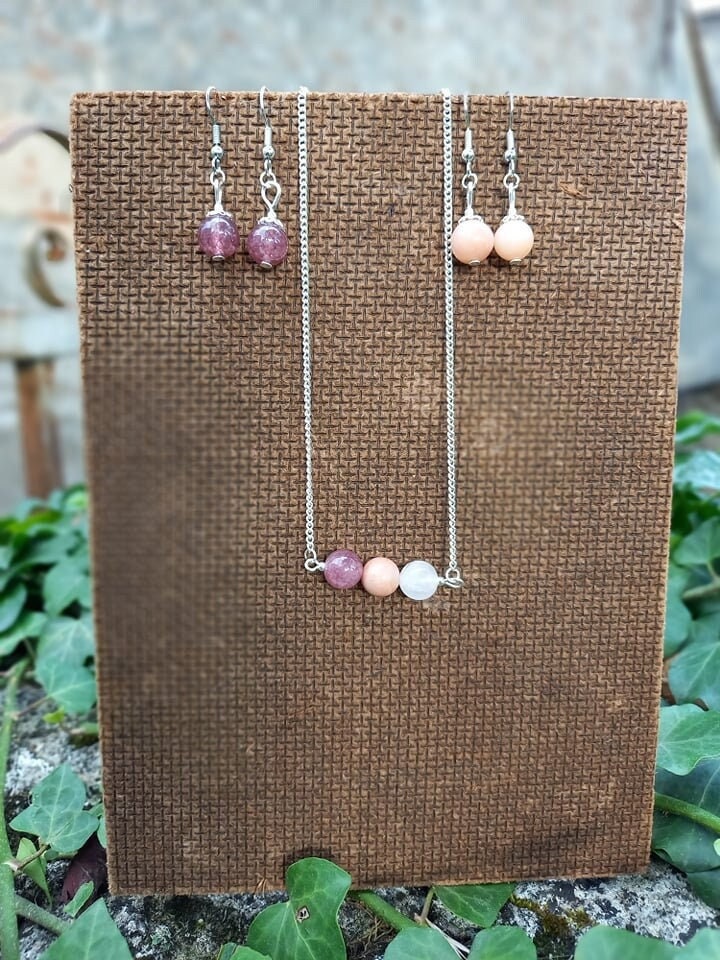 Lot Boucles D'oreilles Et Collier Pierres De Couleur - Bijou Fantaisie Mode, Neuf Sans Emballage