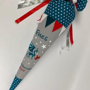 Cono escolar XL de dragón de tela con cartón en blanco 85 cm NEU0000
