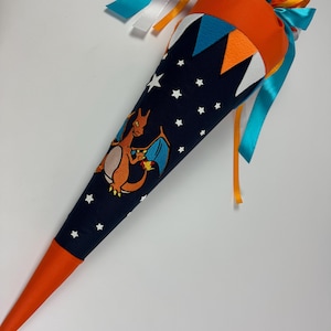 Cono de azúcar escolar Charizard de tela con cartón en blanco 70 cm ST0000