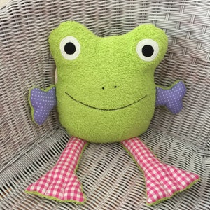 Cuddly Frog *Hermione* KT6050