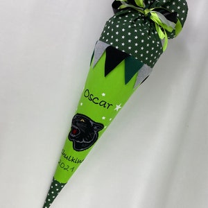 Cono escolar de tela Panther con cartón en blanco 70 cm ST0718