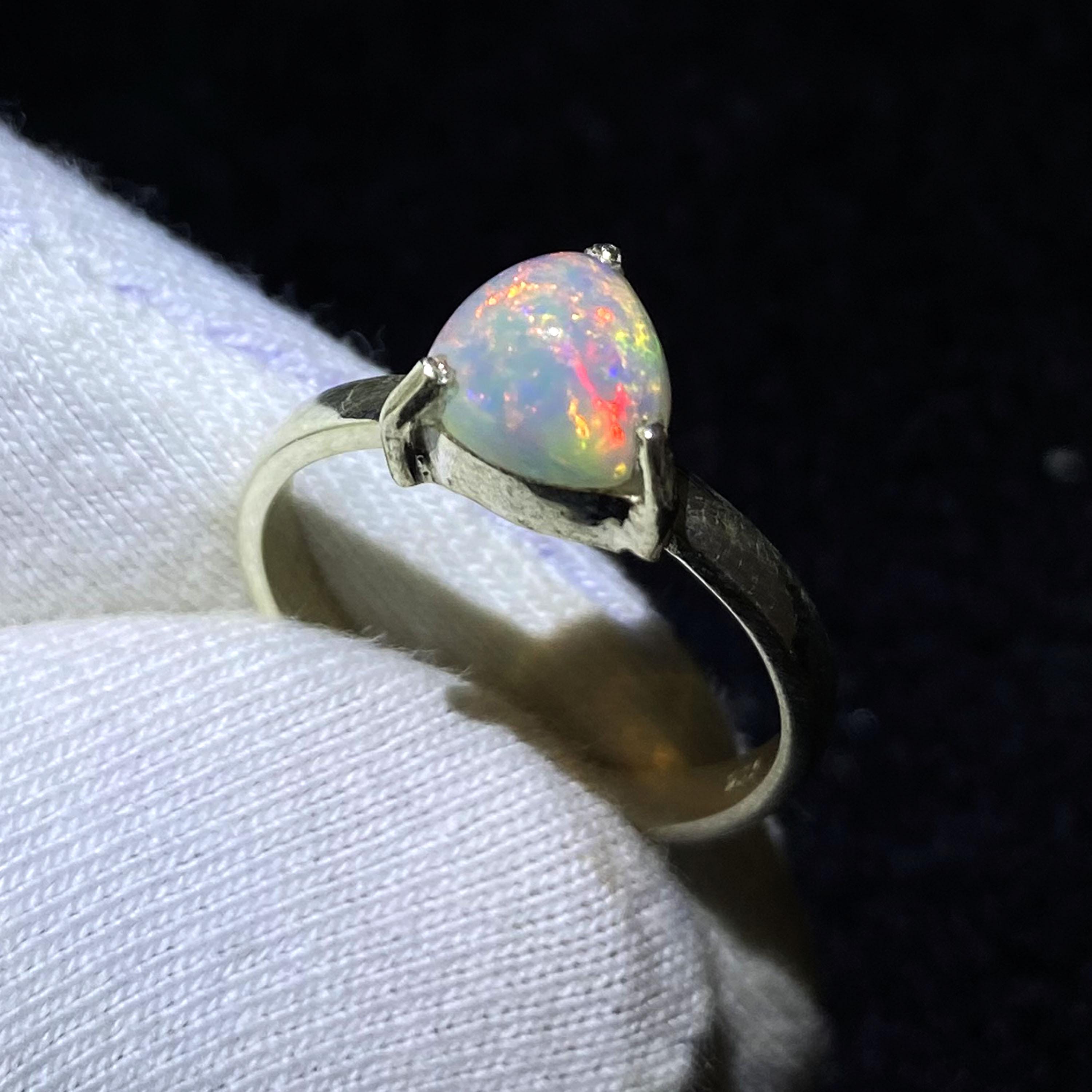 Beautiful Natural Ethiopian Opal Multi Fire Gemstone Ring 925 Solid Sterling Silver Ring Stone Size 8 x 7 mm Gift Easter Sale Ring