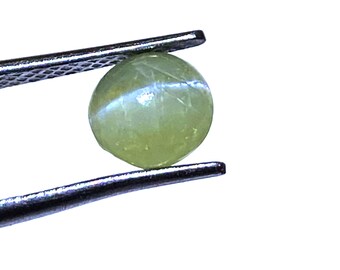 1.15 Cts Natural Cat's Eye Cabochon Gemstone Round Shape Size 5.5x3.5 mm Amazing Cat's Eye Stone for Jewelry Making Gemstone Wholesale Price