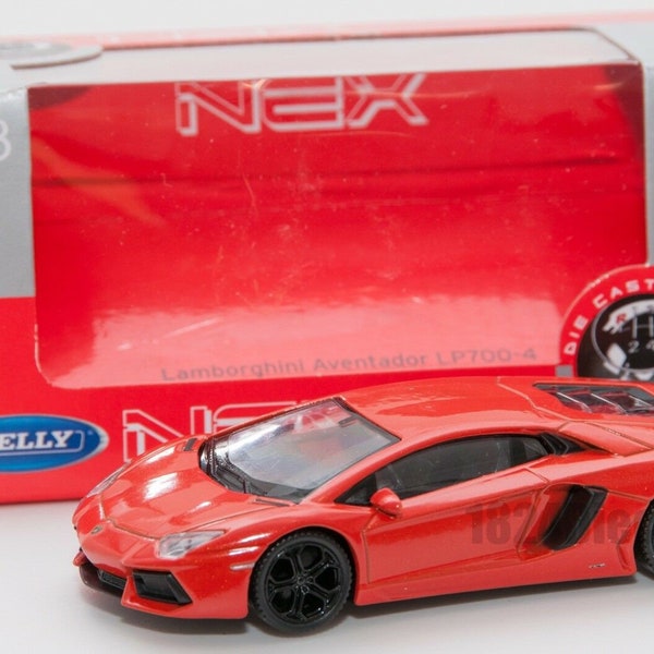 Lamborghini Aventador LP 700-4, Welly 1/43 Scale Diecast Car Model