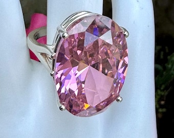 Exclusive !  by ‘Miriam’s Designs’ PINK  SAPPHIRE STATMENT ring